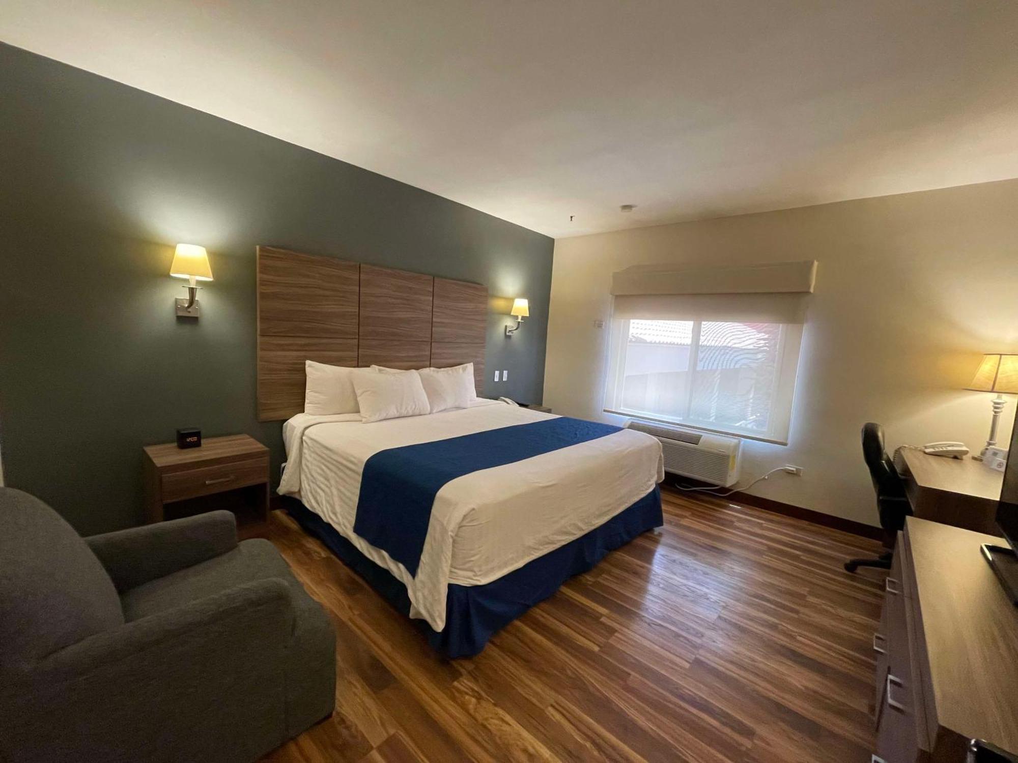 Best Western Plus Chihuahua Aeropuerto Екстер'єр фото
